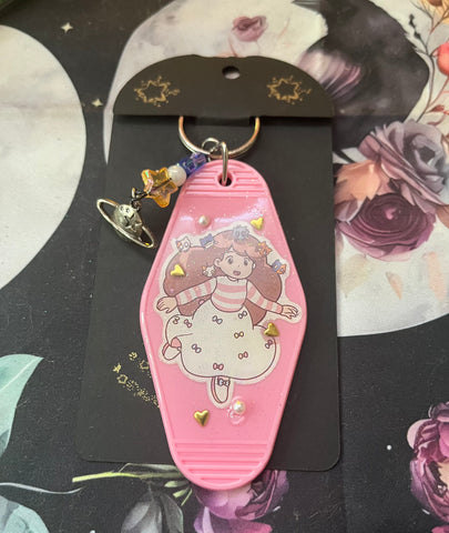 Bee & Cafe Cats Motel Keychain